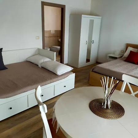 Cascina Ghitin Relais Lantställe Asti