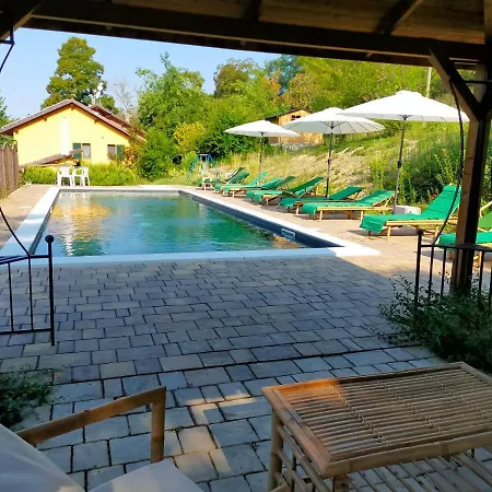 בית כפרי Cascina Ghitin Relais