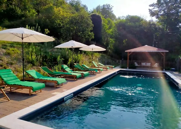 Cascina Ghitin Relais Casa rural Asti